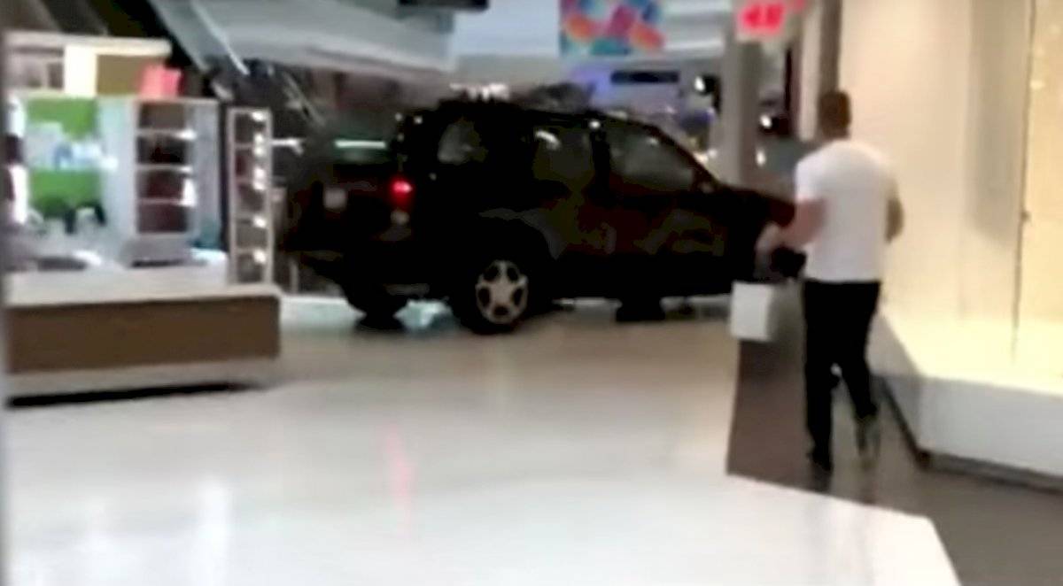 SUV centro comercial