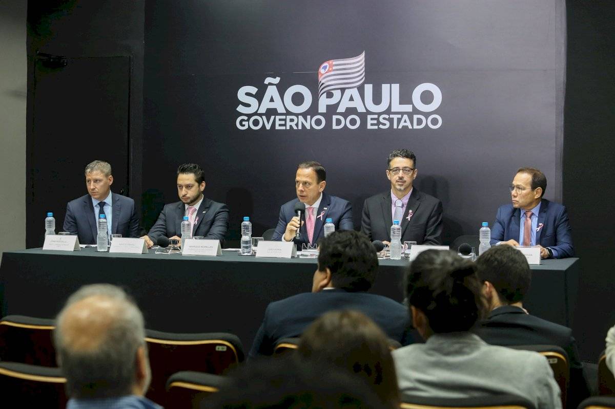 Evento de turismo com João Dória e Azul