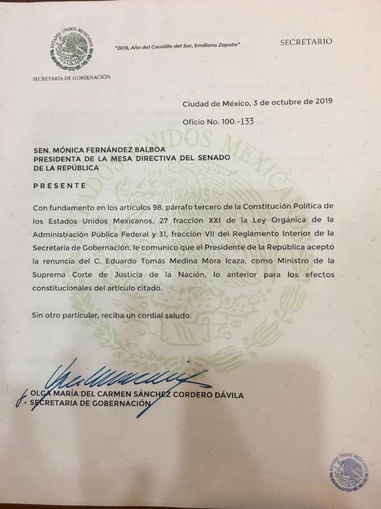 AMLO acepta renuncia de Medina Mora
