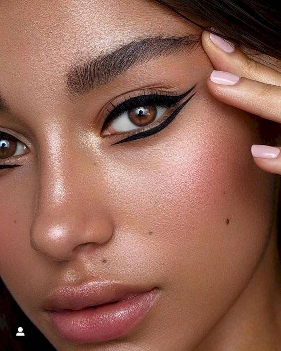 tipos de delineado de ojos