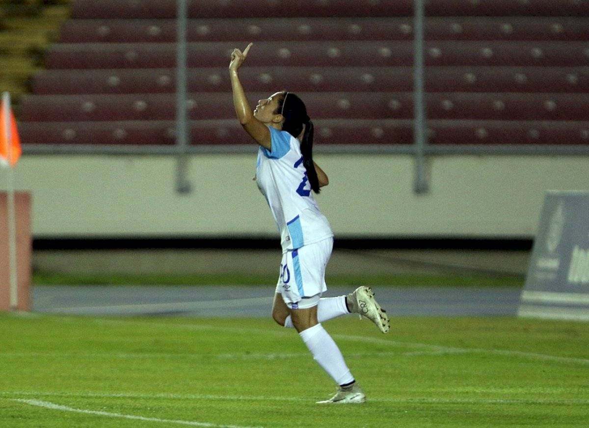 Panamá vs Guatemala, Clasificatorio de la Uncaf