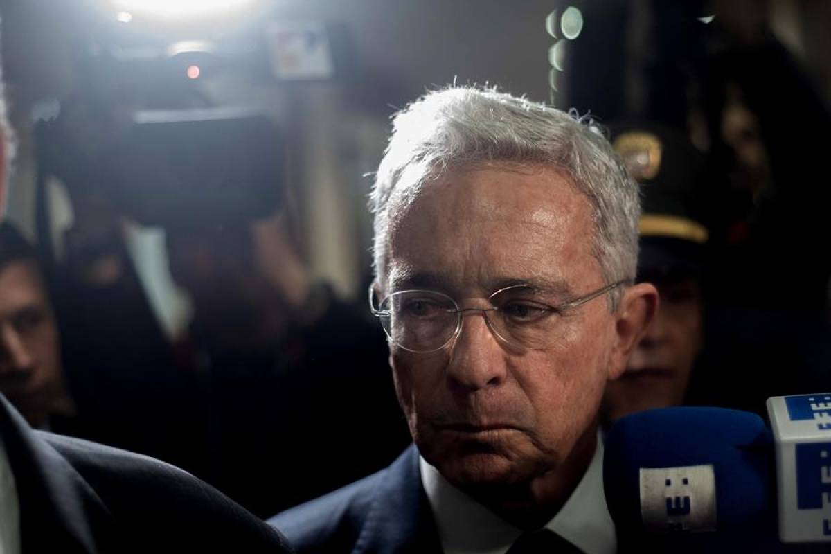NOTICIAS: Situación judicial de Álvaro Uribe Vélez se dilata y no se resolvería hasta el próximo año - Publimetro Colombia