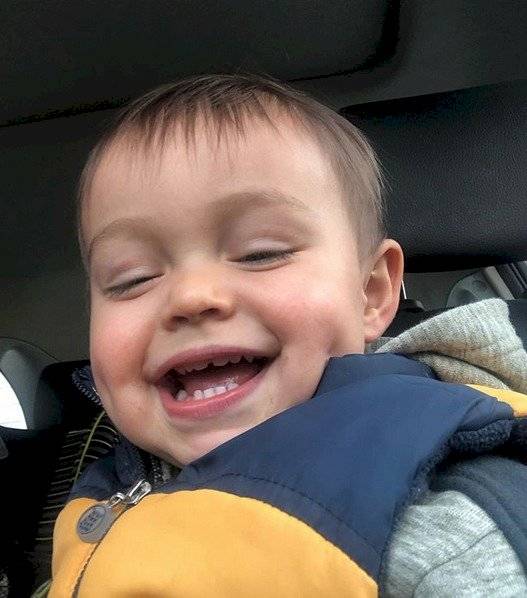 Hijo de Maly Jorquiera y Sergio Freire