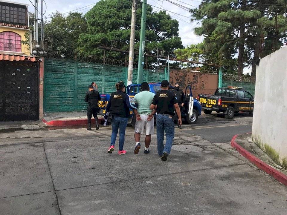 capturado en zona 14 por vender motos robadas