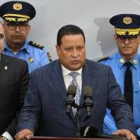 A cuarentena comisionado de la Policía por contacto con positivo a COVID-19
