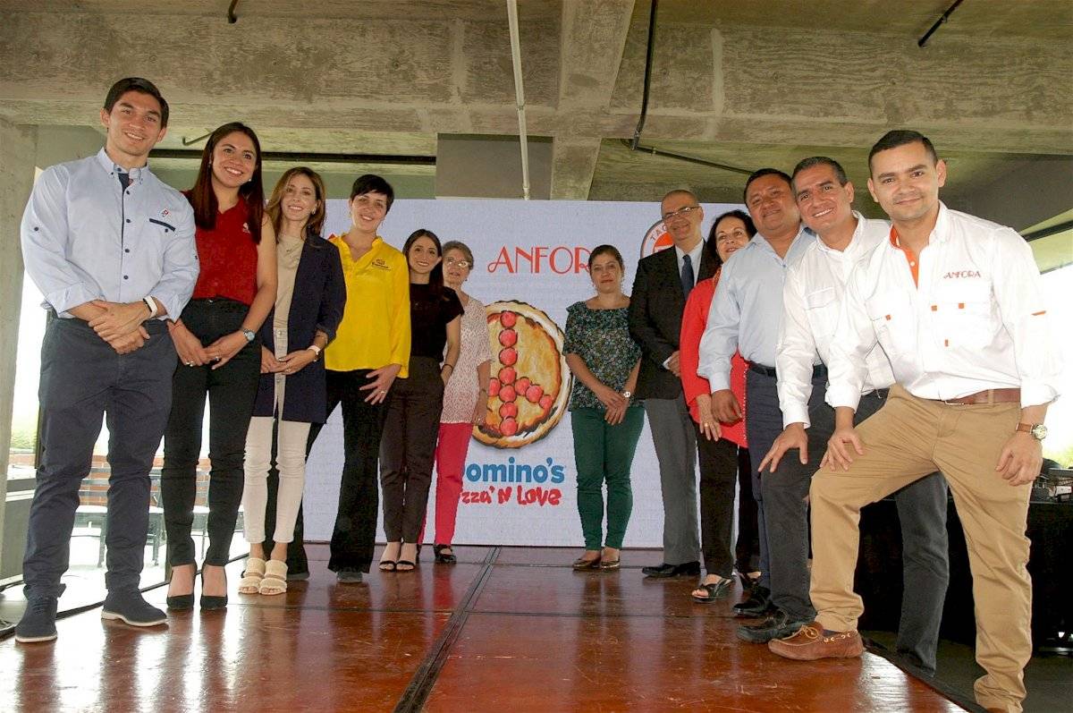 Pizza N’ Love cuponera de Domino