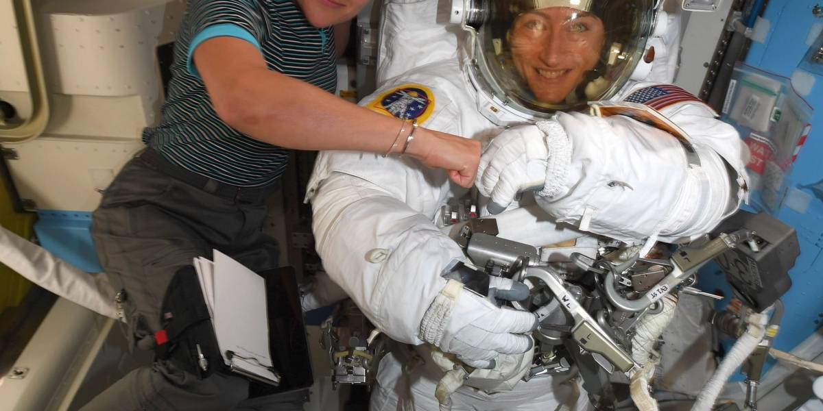 La NASA se prepara para dar inicio a la primera caminata espacial de mujeres de la historia