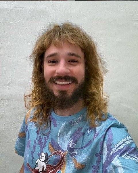 Luisito Comunica