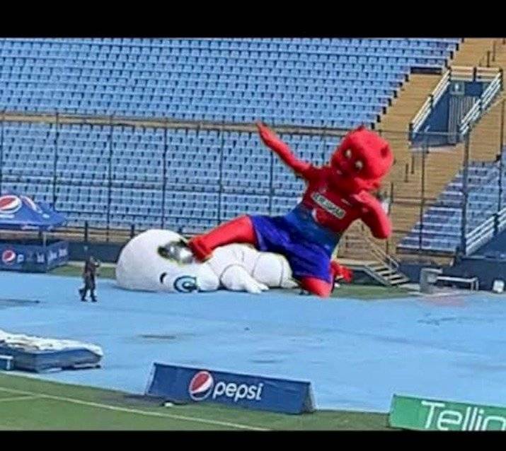 Memes Clásico 308 Comunicaciones vs Municipal Torneo Apertura 2019