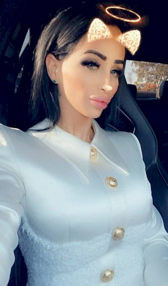 Influencer Mercedes Mum