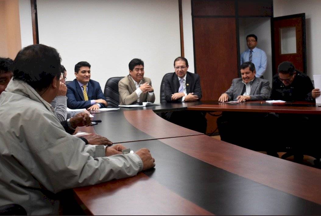 FUT analizará posibilidad de suspender movilización del 30 de octubre
