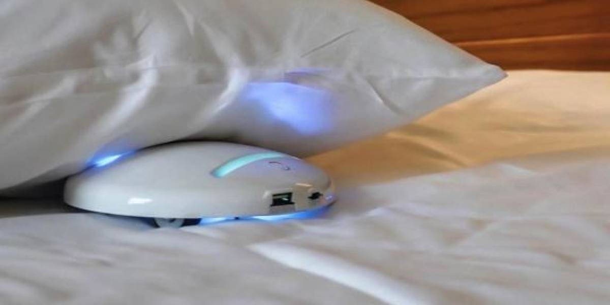Un robot de bolsillo ya puede desinfectar la habitación de hotel