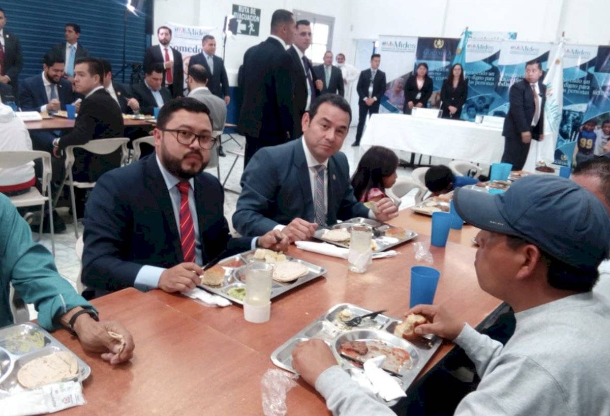 Jimmy Morales y Carlos Velásquez