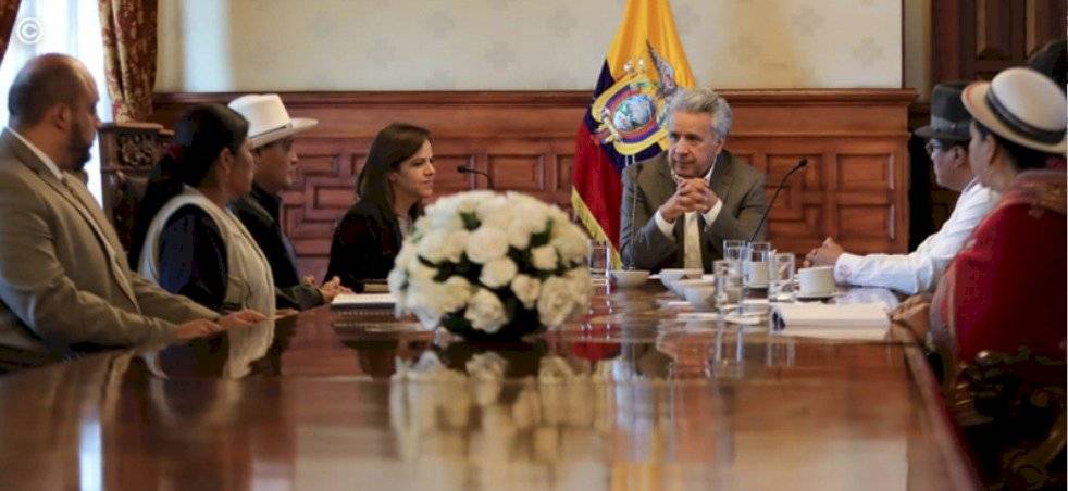 Dirigentes de la Fenocin y Lenín Moreno