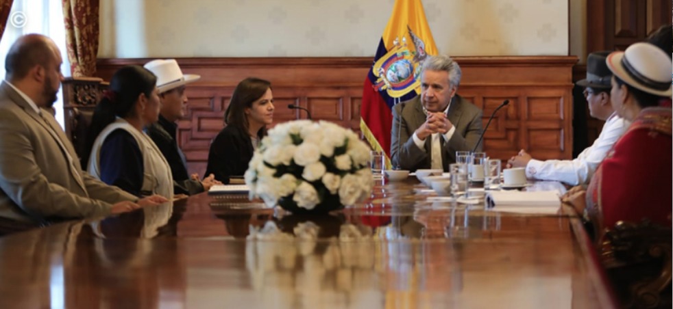 Dirigentes de la Fenocin y Lenín Moreno Dirigentes de la Fenocin y Lenín Moreno