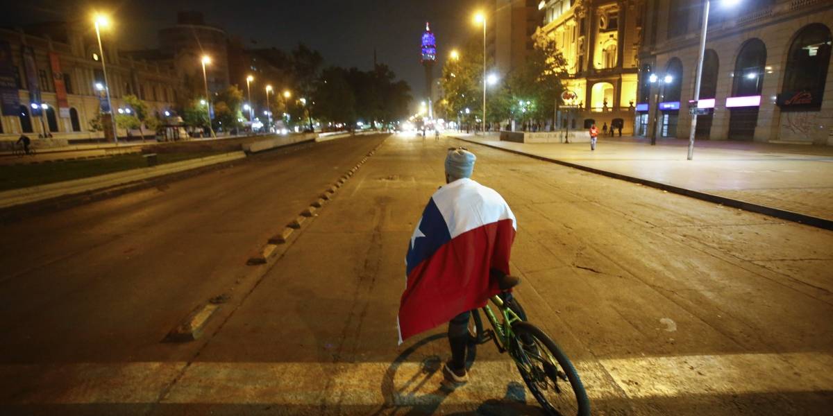 ¿Qué es Chilecracia?: La plataforma que rankea las medidas urgentes que quiere el pueblo