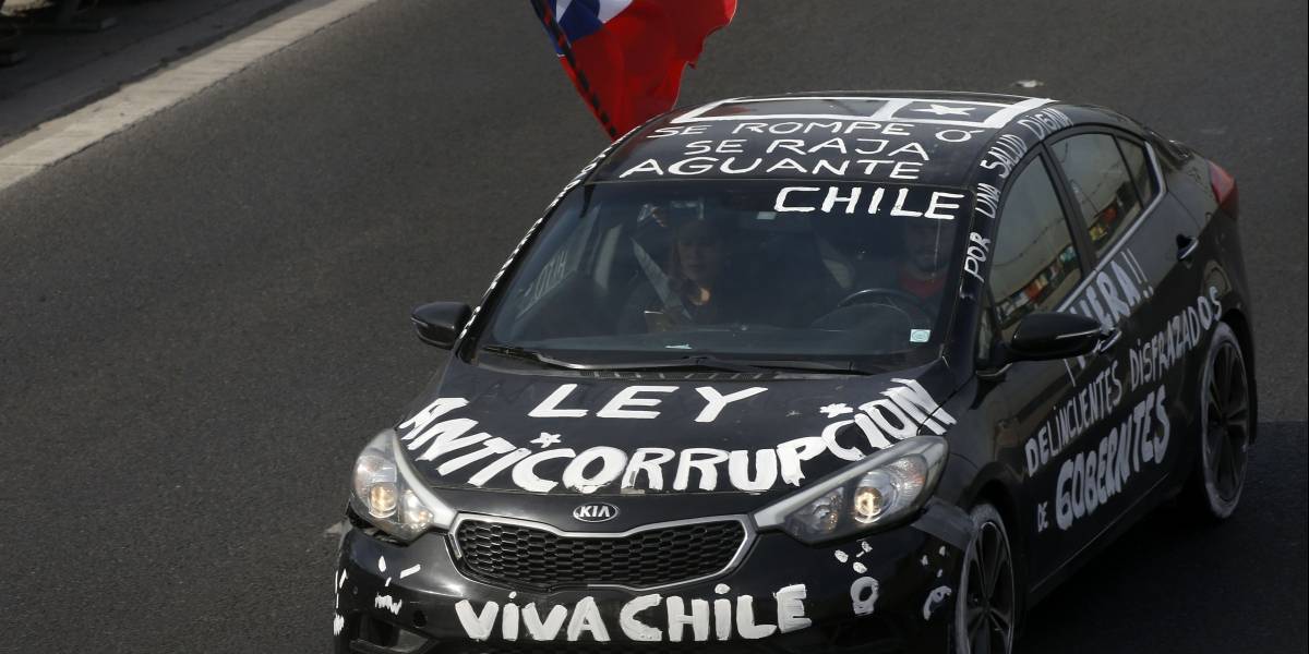 Camioneros y automovilistas protestaron por "usureros" cobros del TAG