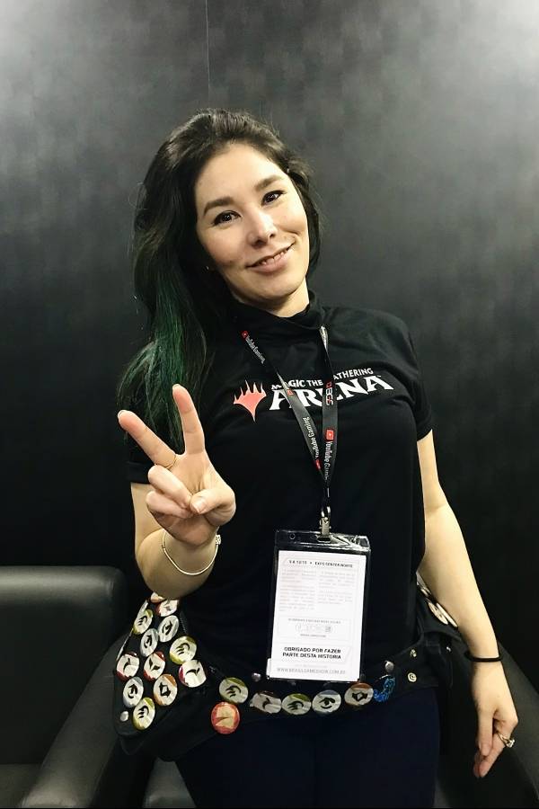 Luciana Couto, jogadora e coach de Magic: The Gathering