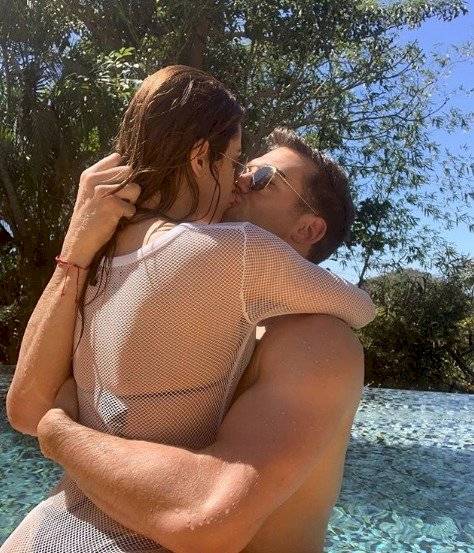 Yanet García y Lewis Howes
