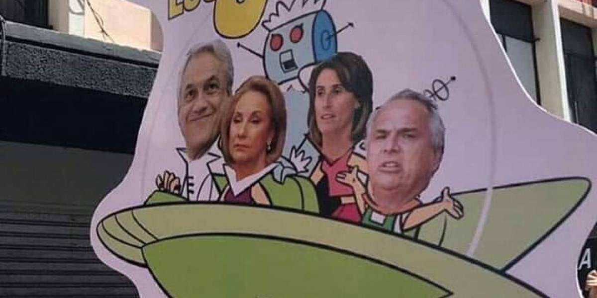 La creatividad lidera el Despertar de Chile: ¿Elige el mejor cartel de las protestas en las marchas?