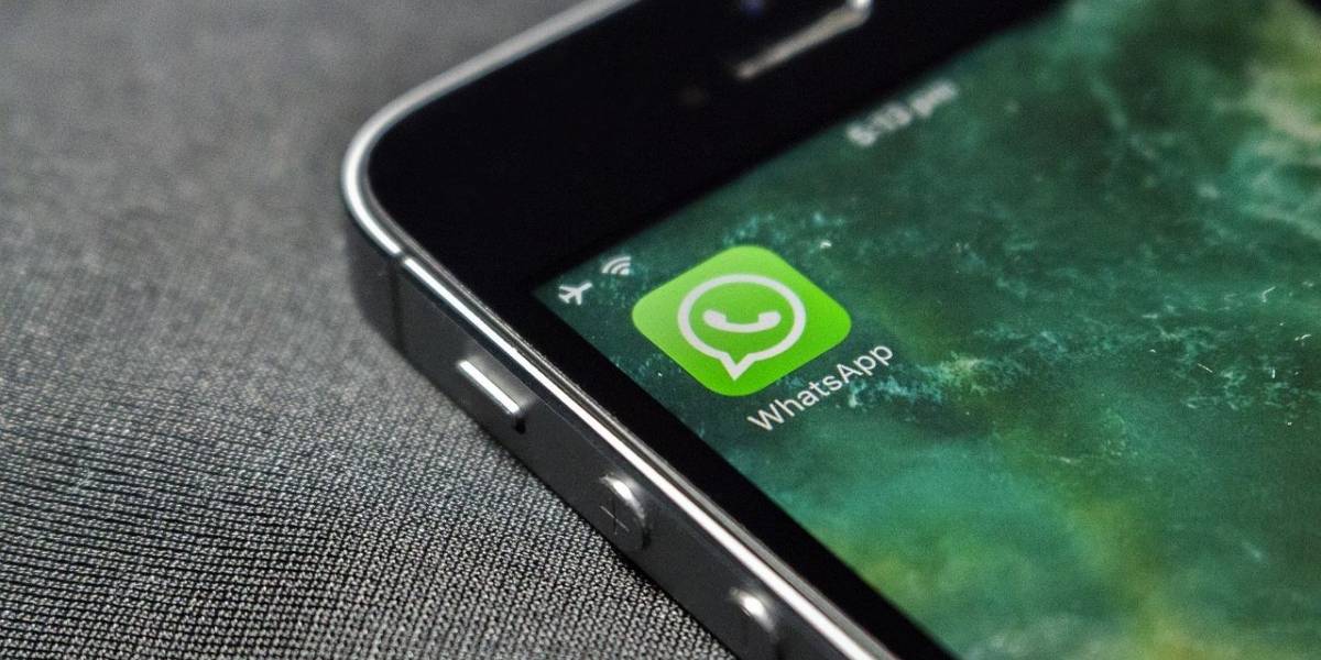 WhatsApp demandó a empresa por usar aplicación para espiar a periodistas y activistas de DD.HH
