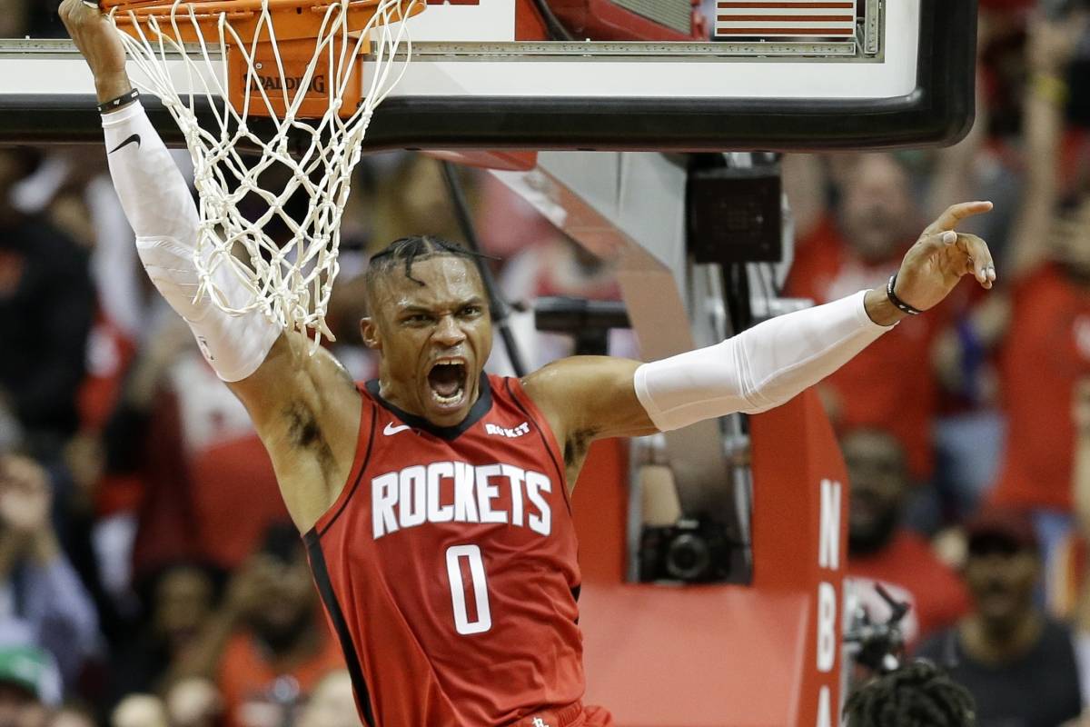 Russell Westbrook se enfrenta a su antiguo equipo y sale con la