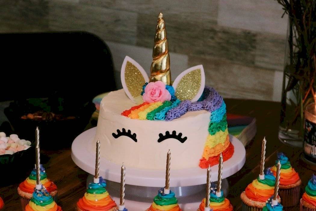 bolo de unicórnio