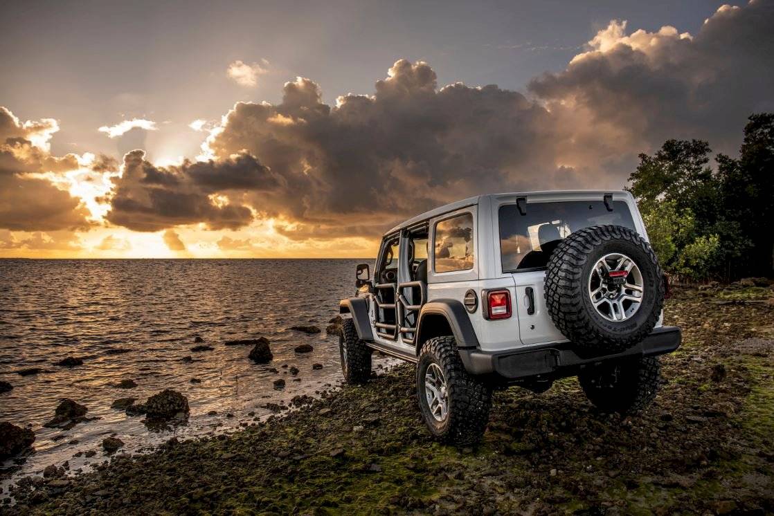 Jeep Wrangler y Gladiator “Three O Five”