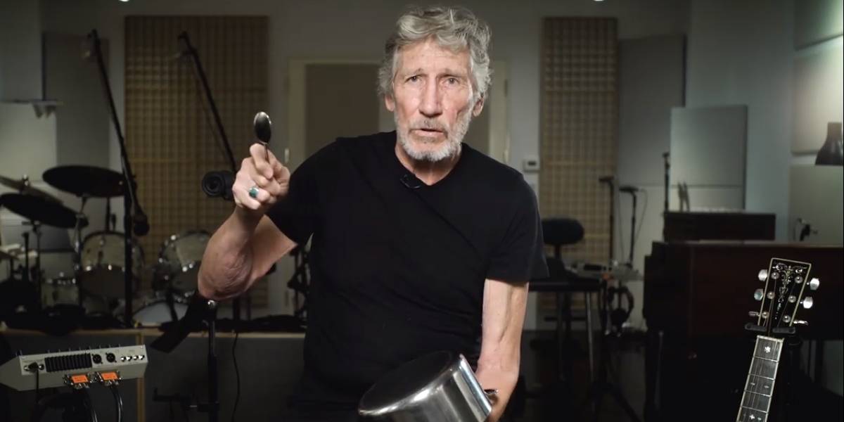 Mejor que The Wall: Roger Waters se une a Chile y toca la cacerola