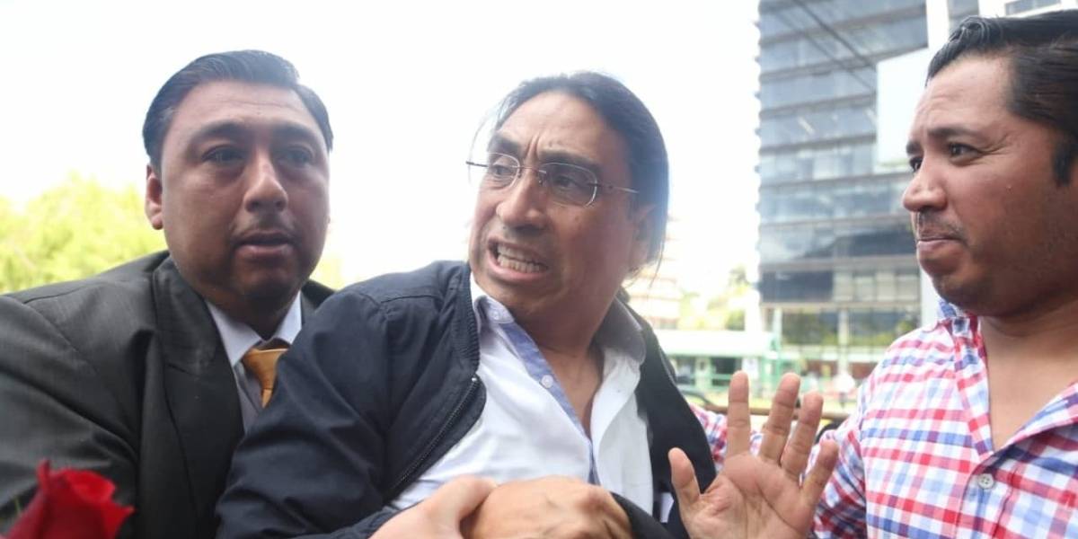 Virgilio Hernández acudió a la Corte para la audiencia de vinculación Virgilio Hernández acudió a la Corte para la audiencia de vinculación