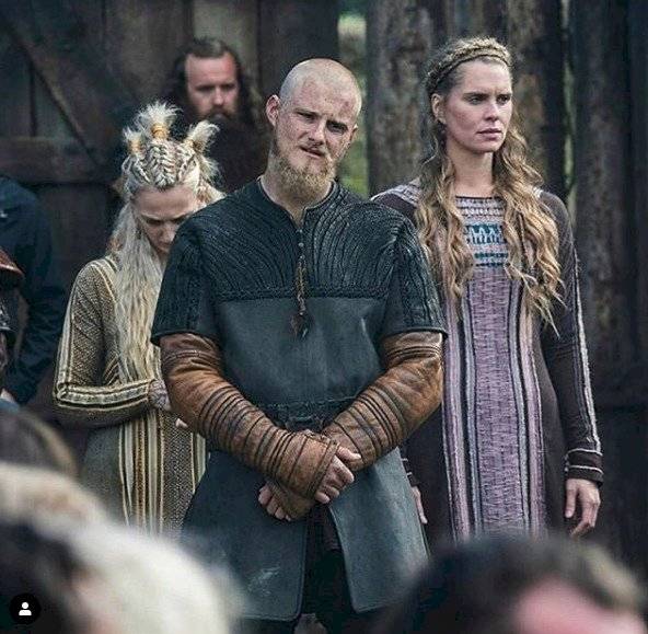 Bella actriz de Vikingos fue criticada por un detalle en su foto ¡Increíble!