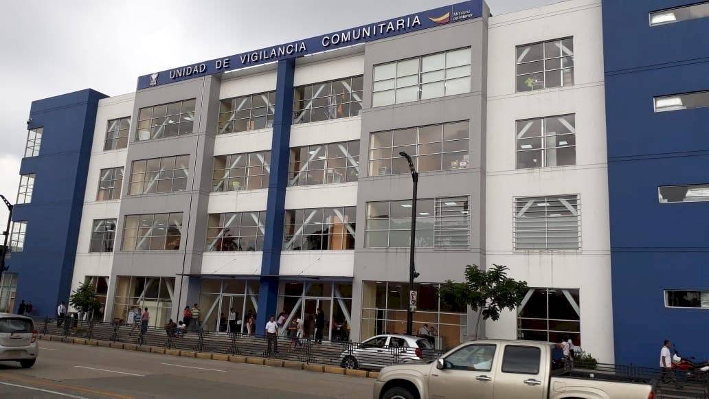 Por solicitud de #FiscalíaEC, juez Hermes Jiménez dicta prisión preventiva contra Iris Daniela C. B., por el presunto delito de asesinato cometido contra Adriana R. O., con la finalidad de secuestrar a su bebé de 10 días de nacido