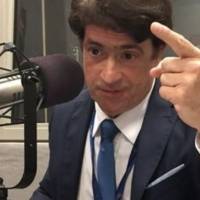 Carlos Díaz Olivo pierde todo tras incendiarse su apartamento