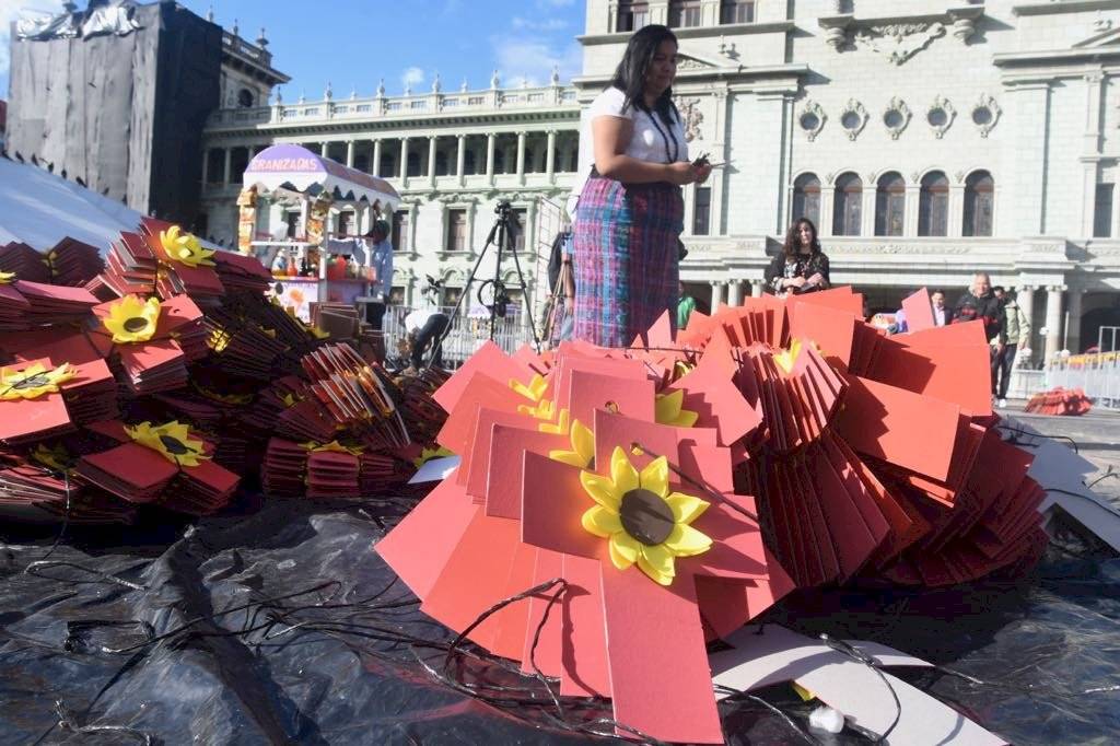 Cruz por mujeres que murieron