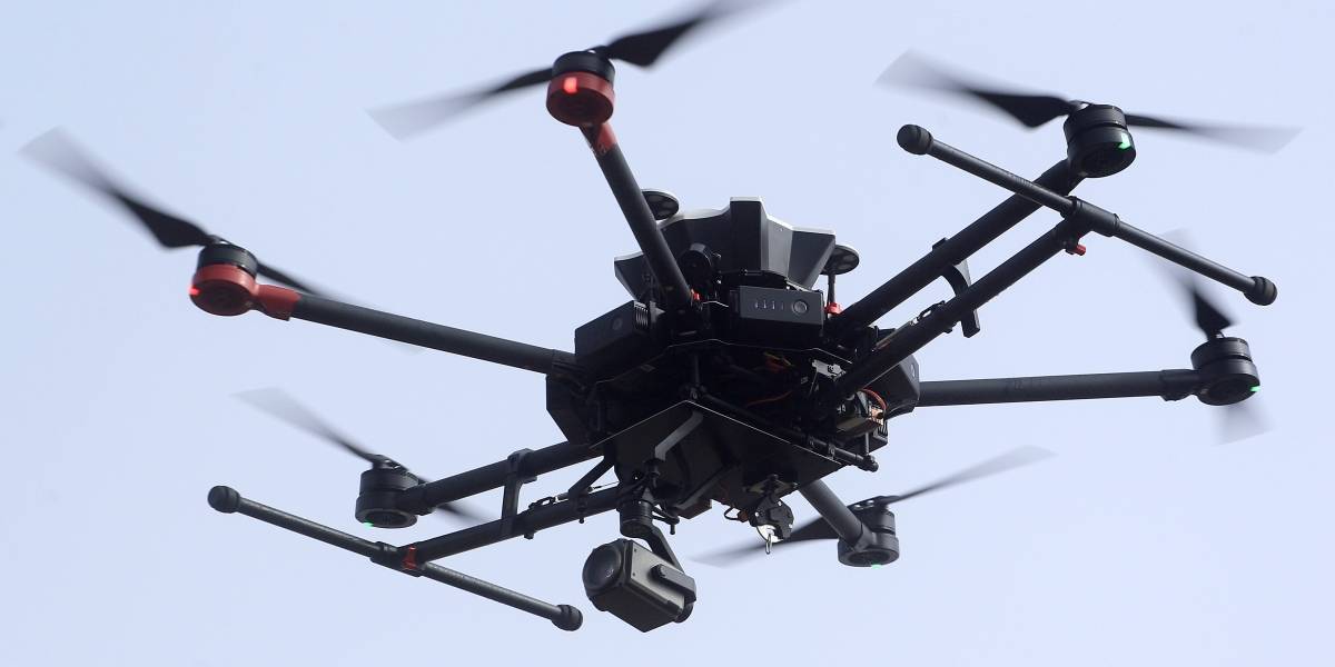 Plan de vigilancia de Sebastián Piñera contempla 17 drones sobrevolando Santiago