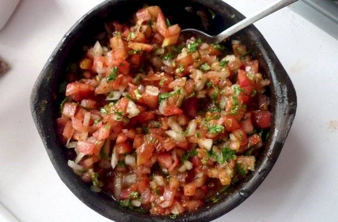 Pebre Chileno