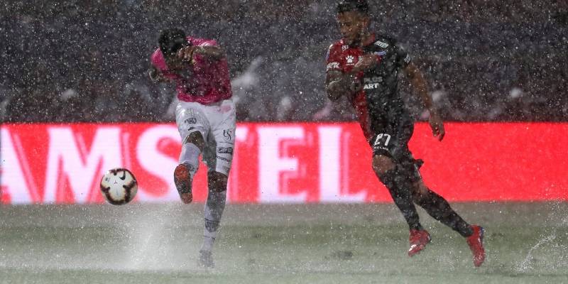 Resultado de imagen de copa sudamericana colon vs independiente del valle"