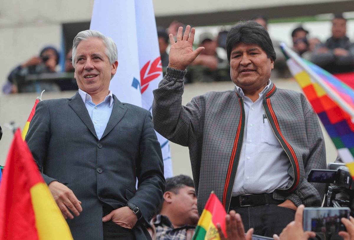 Evo Morales y Álvaro García Linera quienes renunciaron al cargo