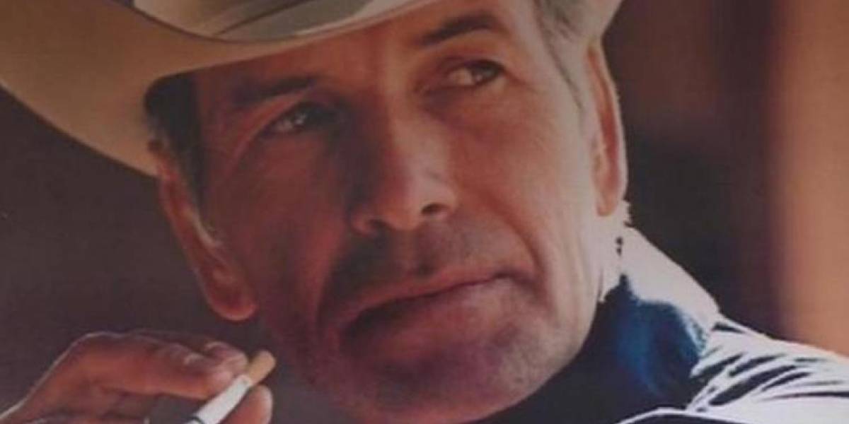 Muere a los 90 años el recordado "hombre Marlboro"