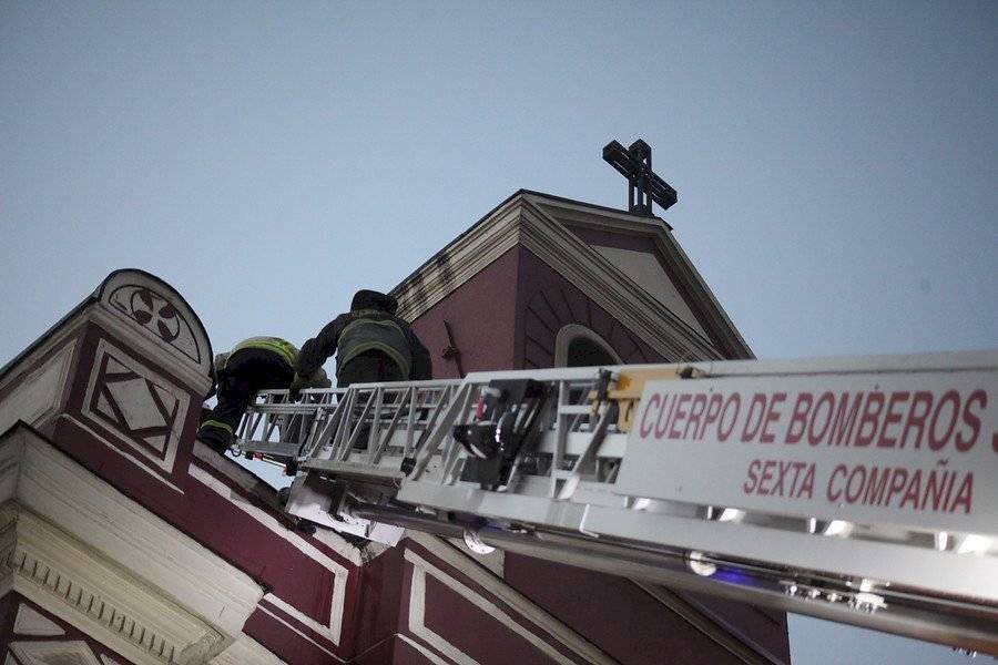 Incendio en Iglesia de Lastarria