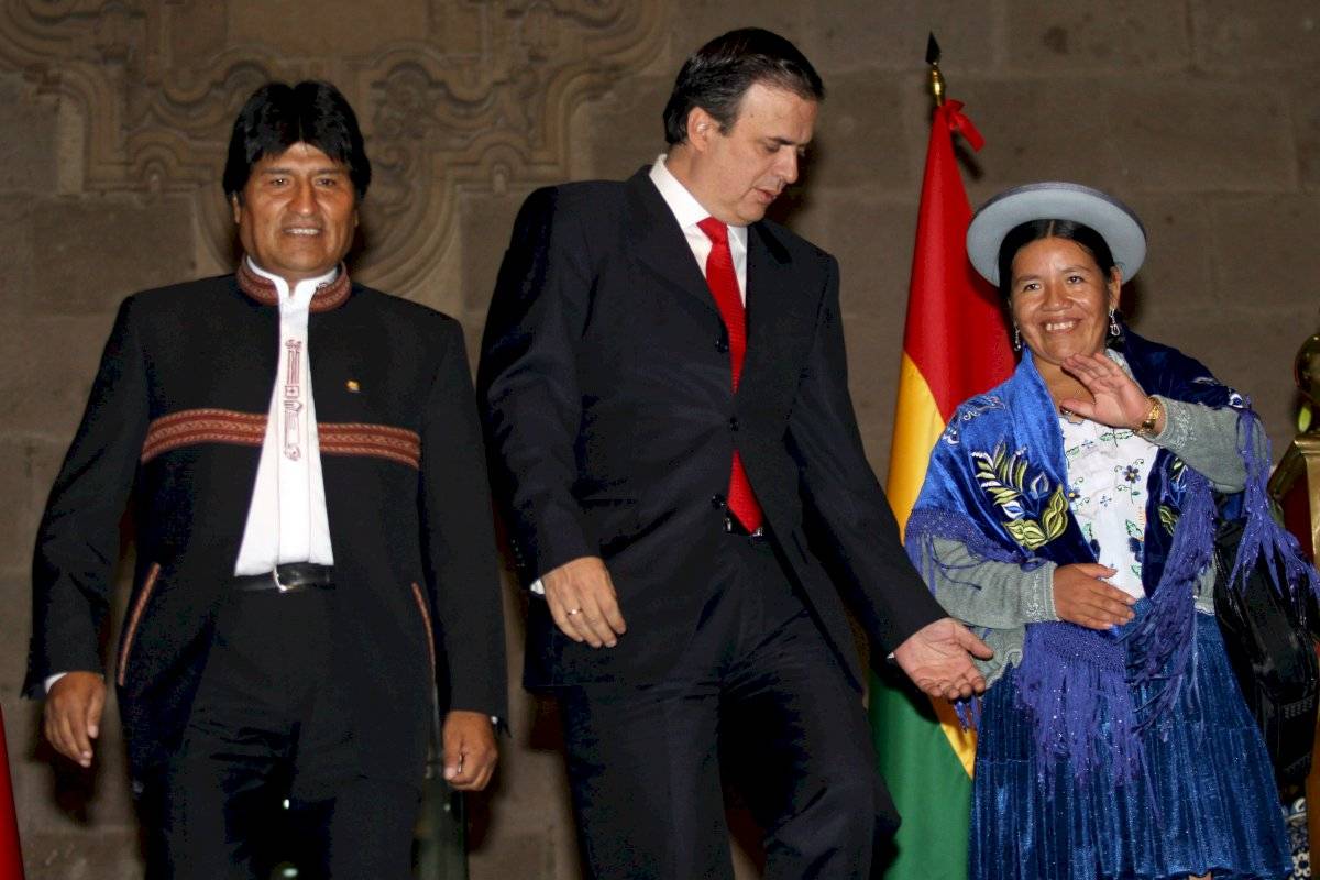 En 2010, Marcelo Ebrard Casaubón, Jefe de gobierno Capitalino, recibió a Morales durante su visita no oficial que realizó a la Ciudad donde desarrollo diversas actividades.