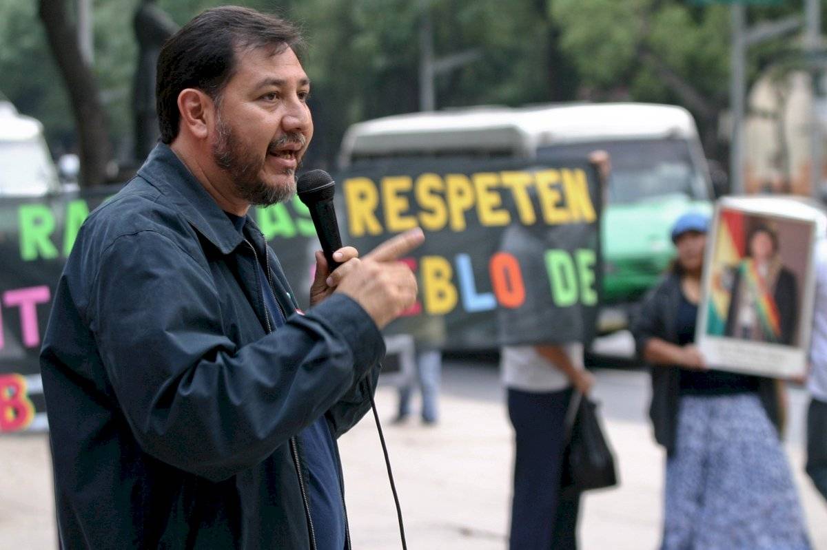 En septiembre de 2008, activistas protestaron frente a la embajada de Estados Unidos en México por el retiro del embajador estadounidense en Bolivia