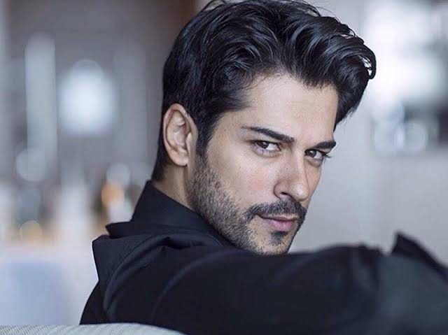 Burak Özçivit Burak Özçivit