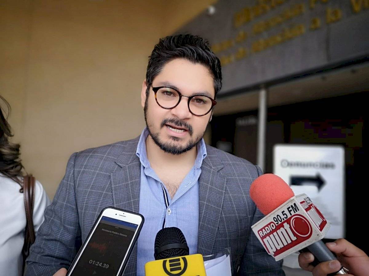 Movimiento Cívico Nacional denuncia a integrantes de junta directiva del Congreso