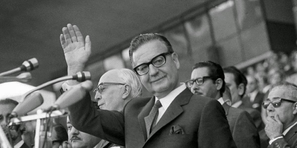 Estas son las ideas perdidas para una Nueva Constitución que propuso la UP de Salvador Allende y que Internet rescató