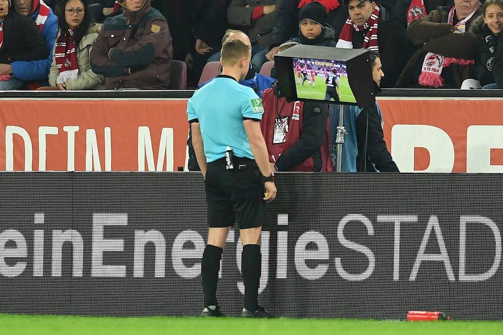 VAR