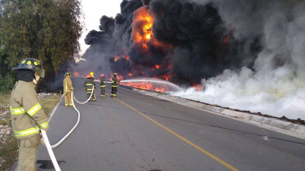 Incendio en ducto de Pemex