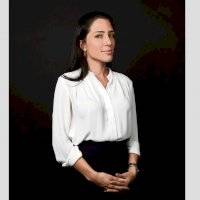 Alexandra Lúgaro presenta su gabinete