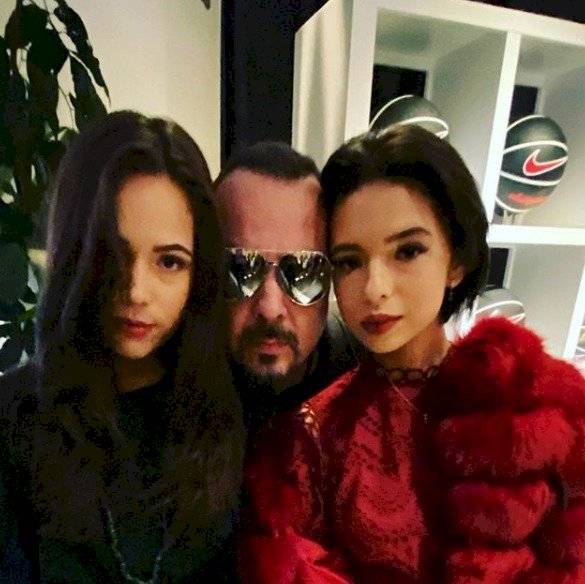 Pepe Aguilar Y Su Familia Se Han Vuelto Un Ejemplo De Amor Y Comprension Nueva Mujer ­ ¡conoce a pepe aguilar! pepe aguilar y su familia se han vuelto