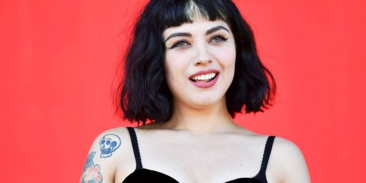Mon Laferte, K-Pop y comediantes protagonizan informe de "Big Data" sobre disturbios en Chile